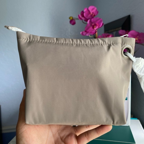 Living Proof “Hello Hydration” Set (5) - Picture 12 of 13